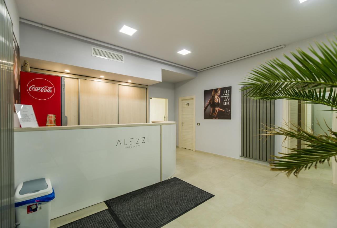 Rusty Sands Apt Spa N Pools Beach Resort Нэводари Экстерьер фото